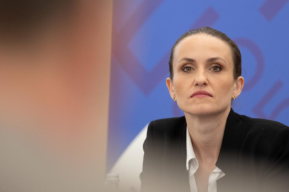 Oana Toiu Sustinem negocieri pentru pacea in Ucraina