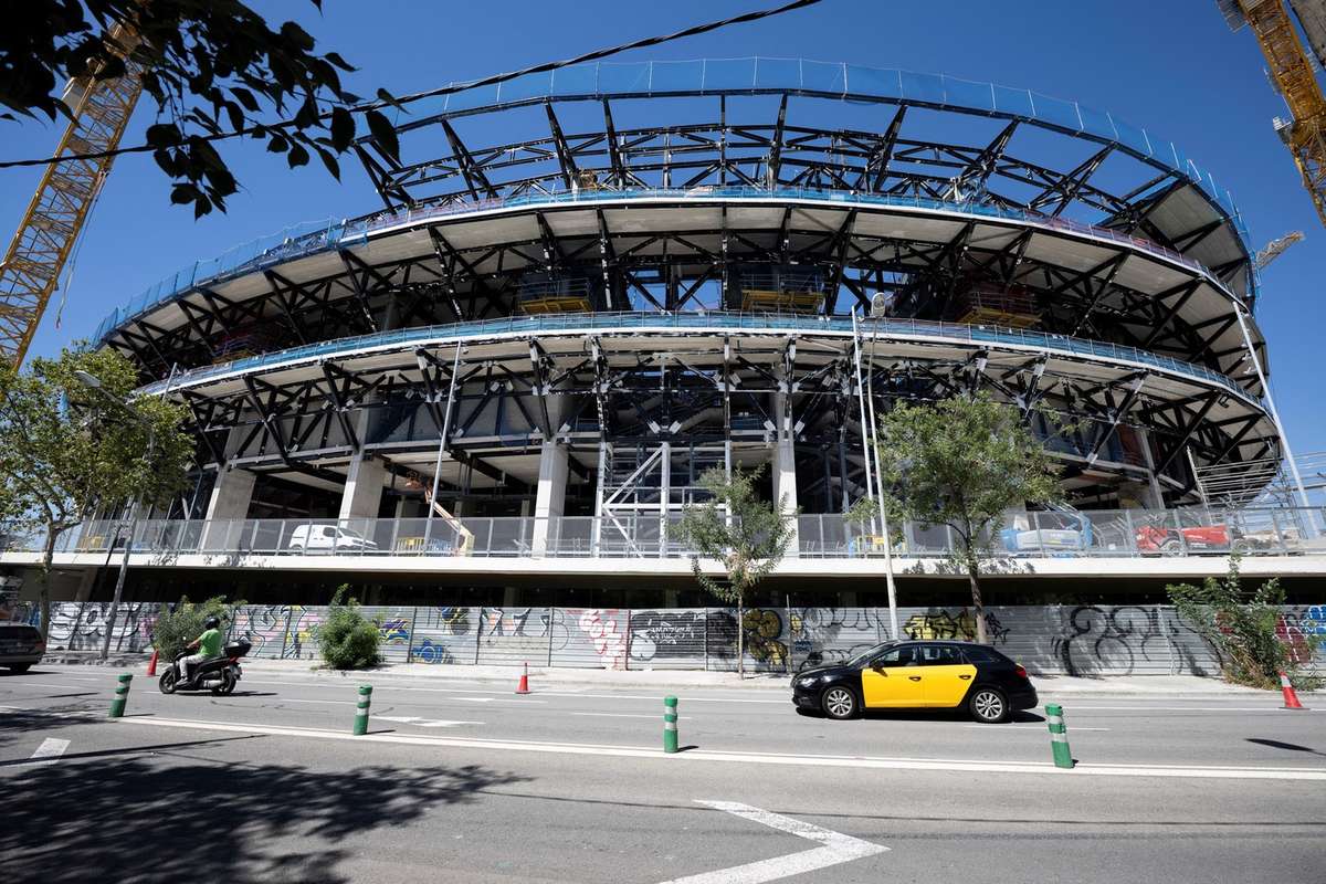 Barcelona inca departe de Camp Nou Unde joaca meciul cu Valencia
