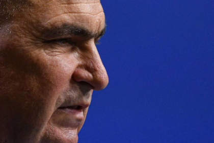 Bolojan Partid unionist folosesete ajutorul pentru rasturnarea Guvernului
