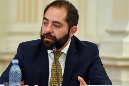 Burnete deranjat de un repros Sa regandim administratia cloud