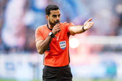 Cine va arbitra meciul FCSB