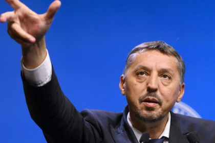 Daniel David isi va da demisia daca AUR castiga motiunea