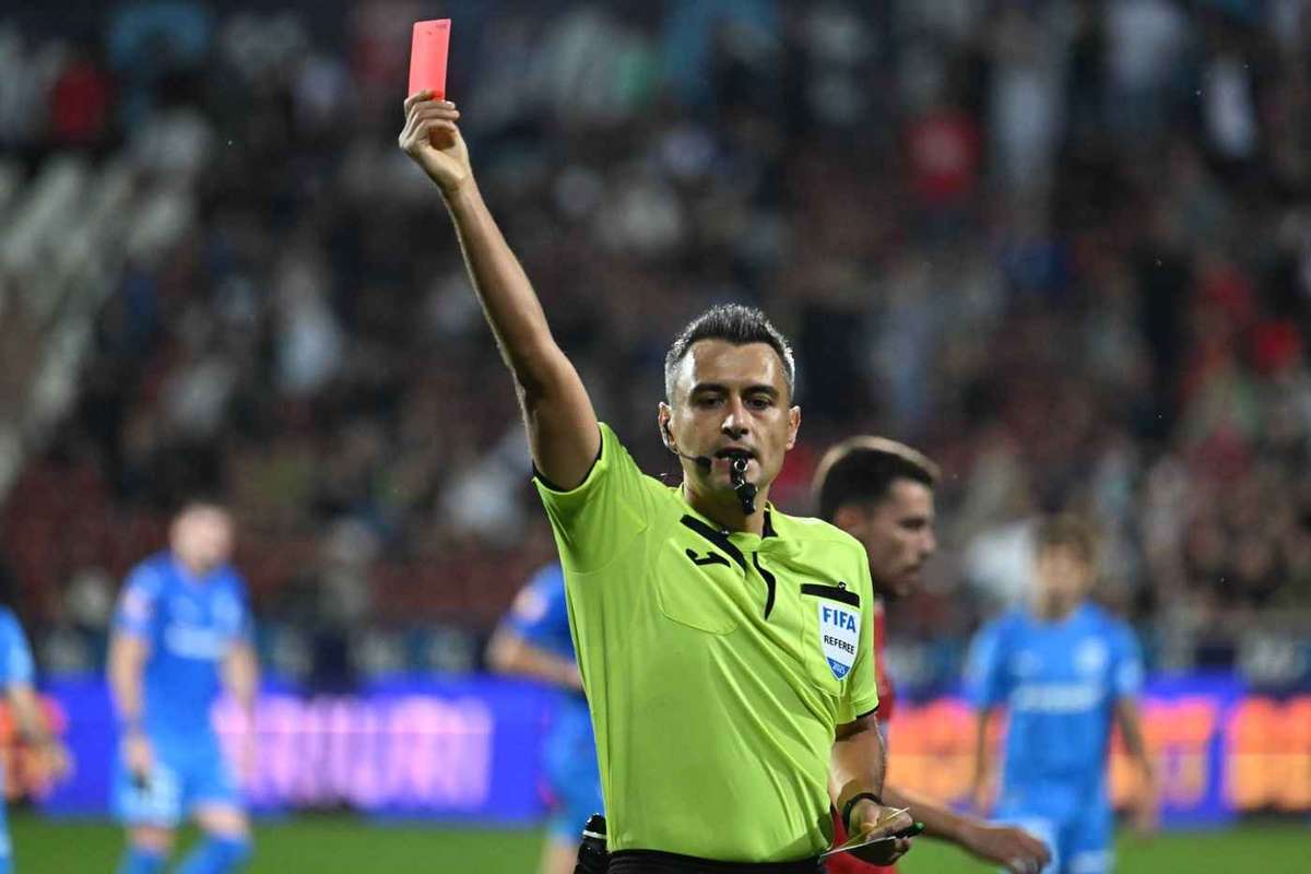 Doua brigazi de arbitri din Romania in Europa League