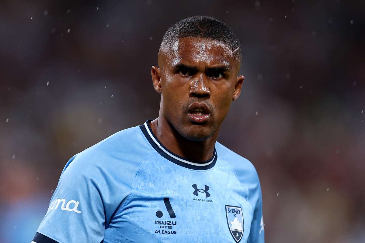 Douglas Costa fost international brazilian concediat de Sydney FC