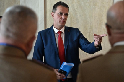 Ionut Mosteanu condamna incalcarile aeriene NATO de Rusia