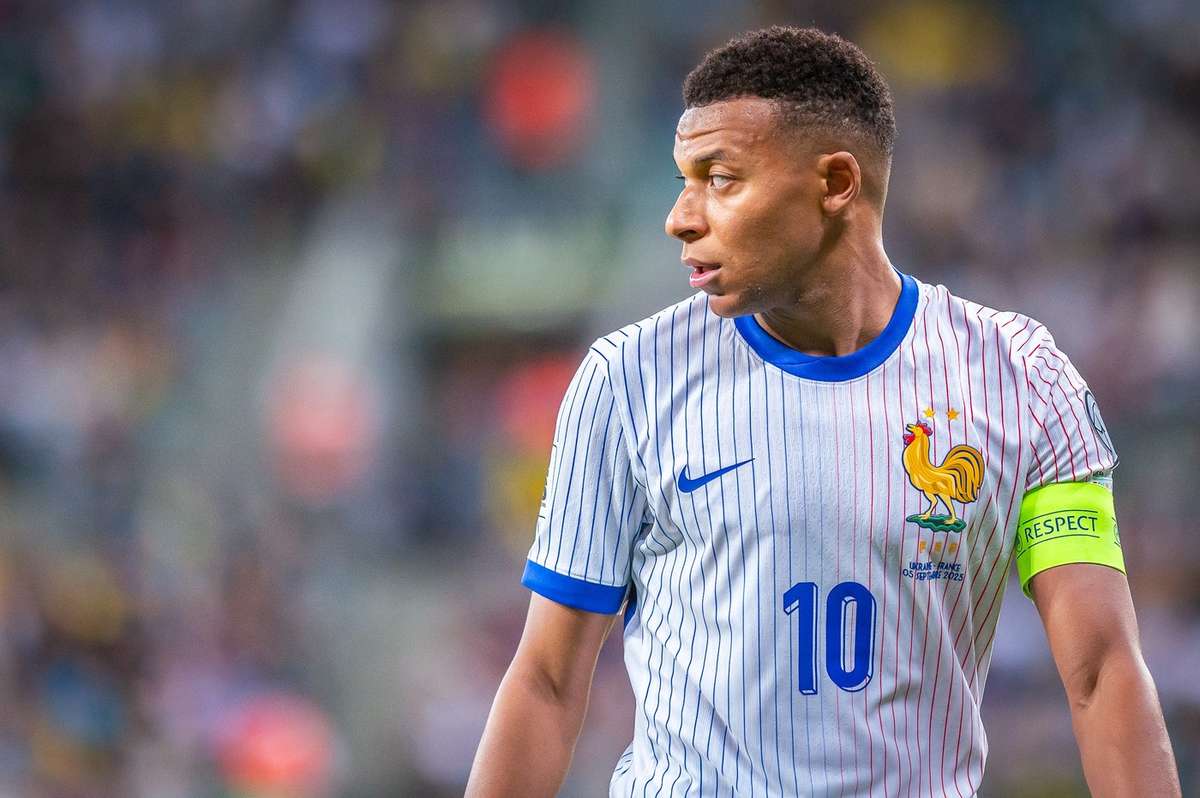 Kylian Mbappe a declarat cine merita Balonul de Aur