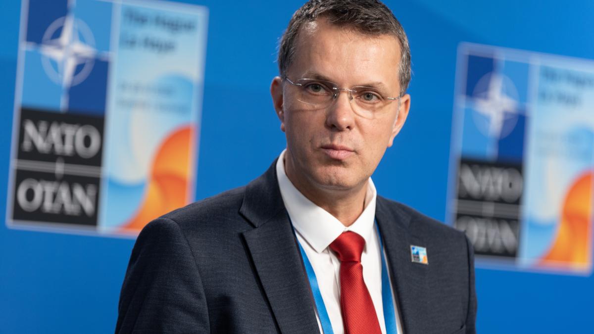 Mosteanu Flancul Estic trebuie sa reziste incursiunilor rusesti