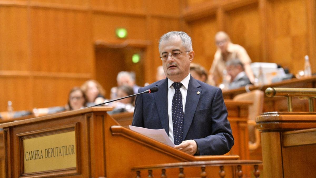 Mot iunea de cenzura a primit doar 109 voturi