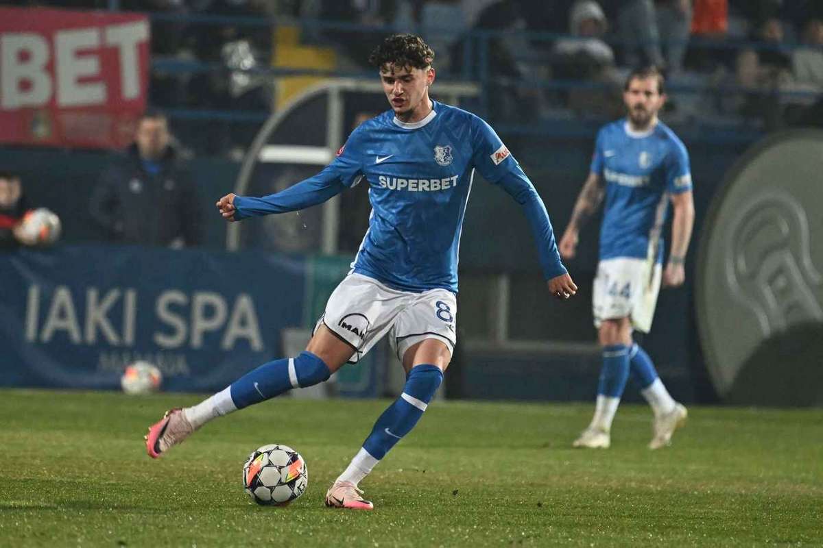 Nicolas Popescu imprumutat de la Farul la Steaua
