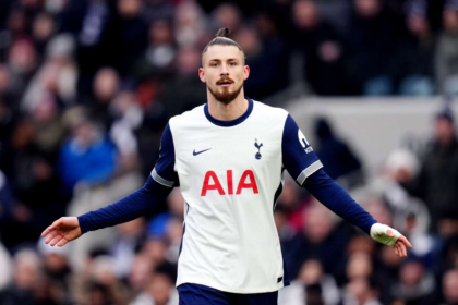 Radu Dragusin exclus de Tottenham din echipa de Champions League