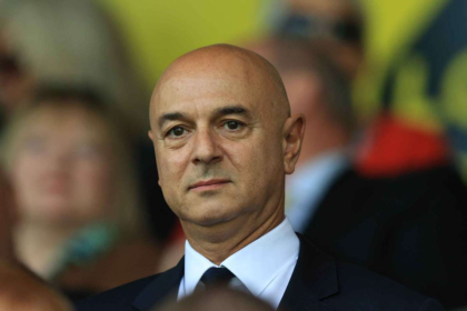 Surpriza la Tottenham Daniel Levy a plecat de la club