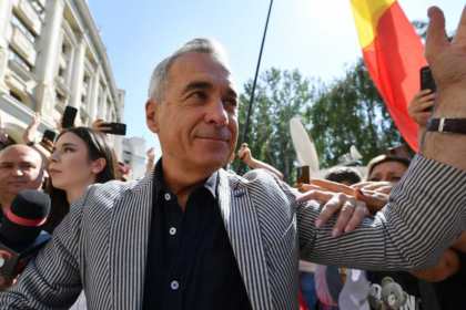 Surse Calin Georgescu va locui in Romania din 2024