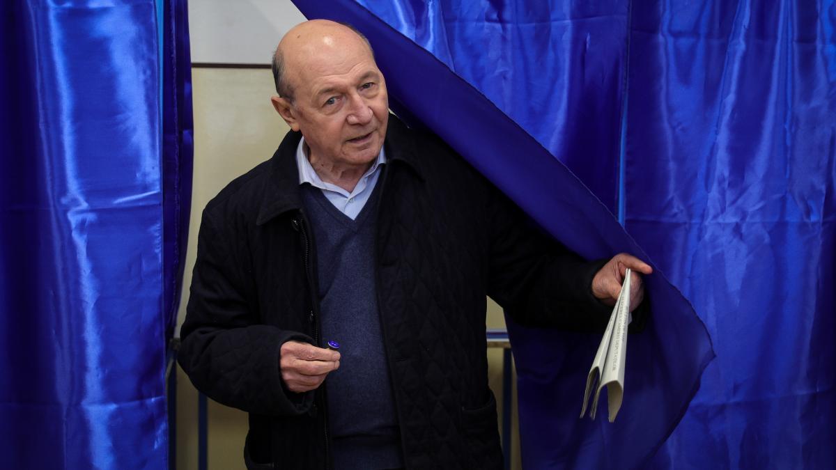 Traian Basescu Pe 28 septembrie Putin ar putea fi la granita