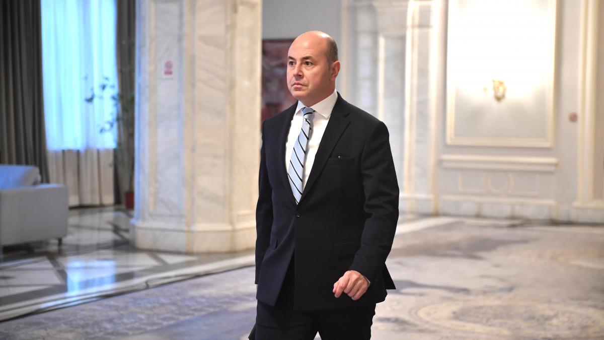 Un deputat PNL cere amenzi pentru partidele care incita la ura