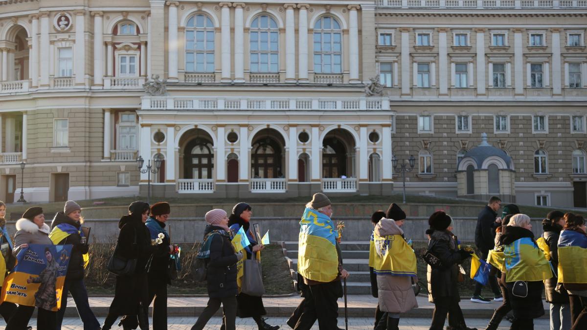 Fostul consul general de la Odesa cere reluarea activitatii