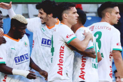 Gol spectaculos de la Ianis in Turcia