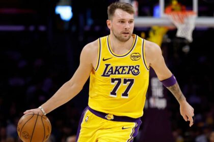 Luka Doncic debuteaza acasa cu o demonstraie remarcabila