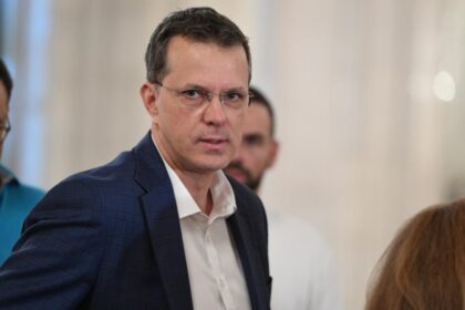 Mosteanu Bineinteles alitatii sunt aici