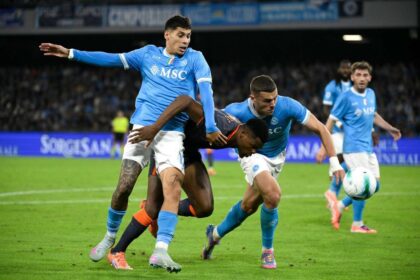Napoli invinge Inter si ajunge pe primul loc