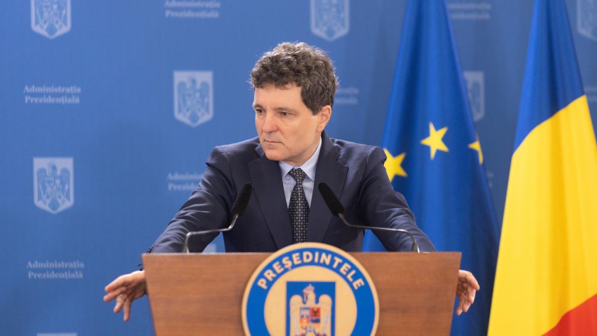 Nicusor Dan solita mediului academic implicare in dezbateri sociale