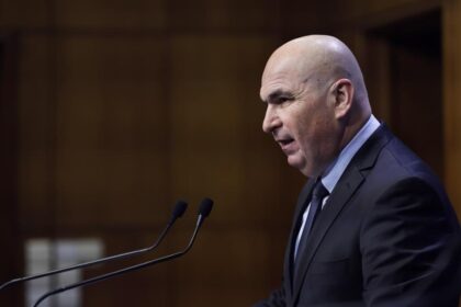 Premierul Bolojan Nu am stat ilegal in vila mea