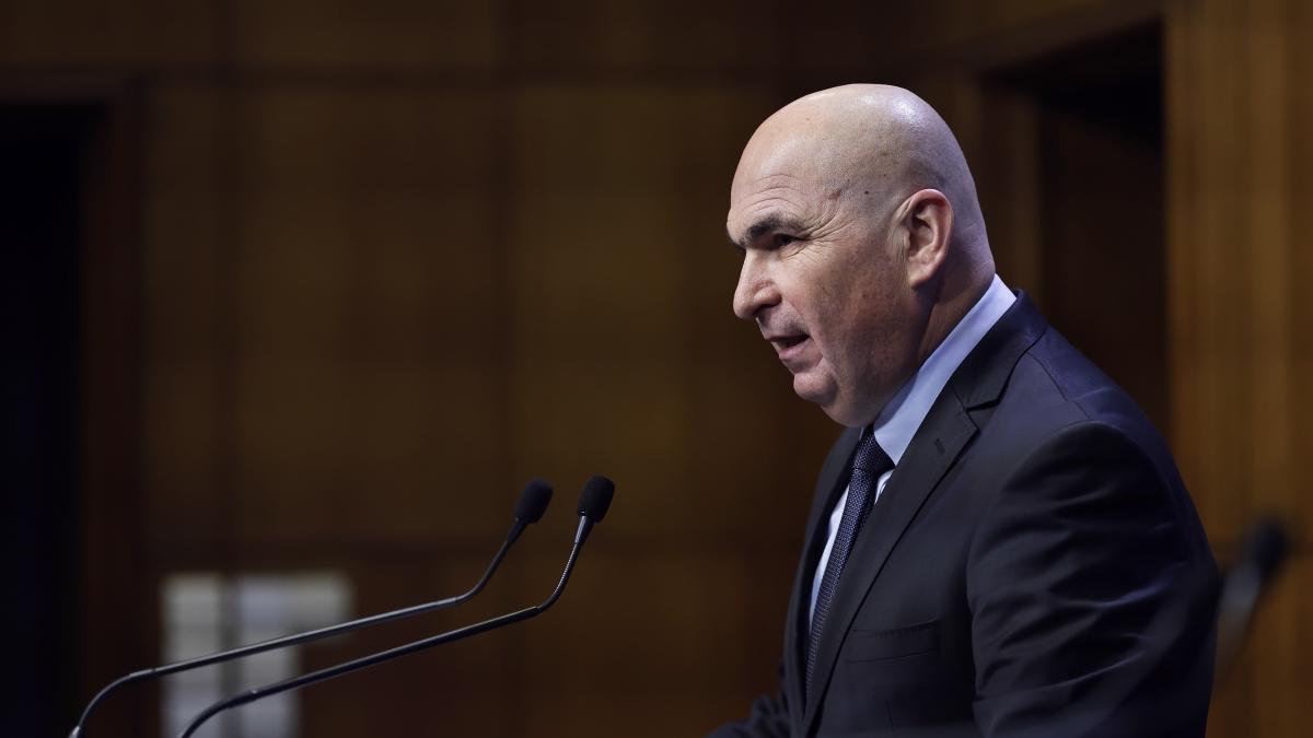 Premierul Bolojan Nu am stat ilegal in vila mea