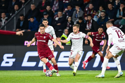 Rapid vizeaza transfer pentru titlu dupa ce a ajuns pe primul loc