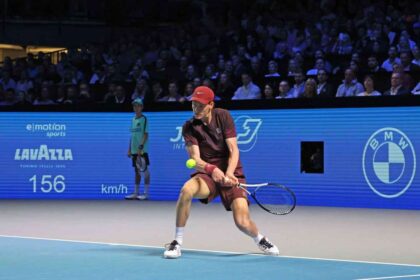tracker de tenis finalele wta si atp din guangzhou viena si basel bencic castigatoare la tokyo