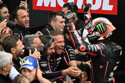Bezzecchi castiga Marele Premiu al Valenciei pentru Aprilia