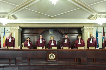 CCR discuta sesizarile ICCJ si AUR privind pensiile 3