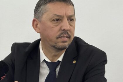 Daniel David vrea sa reformeze invatamantul rural