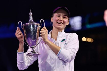 Elena Rybakina s a retras de la Liga Mondiala de Tenis