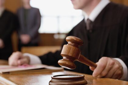 Guvernul a aprobat bugetul pentru robele judiciare