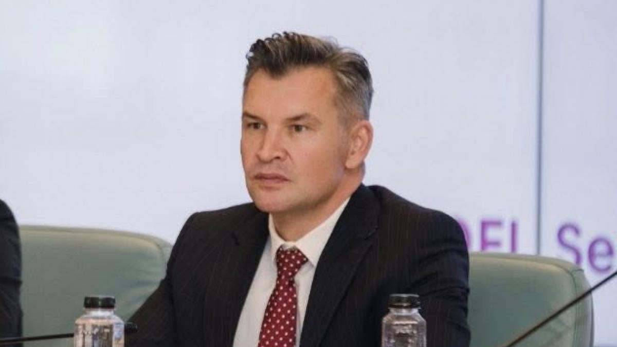 Ionut Stroe cere lui Nicusor Dan sa sesizeze CCR