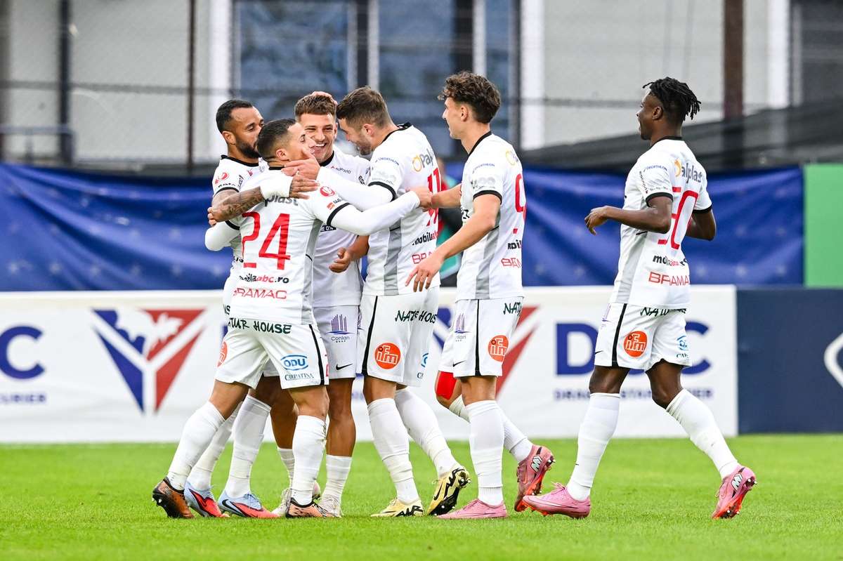 LIVE 1500 Hermannstadt UTA Sibienii lupta pentru supravietuire UTA spera la play off