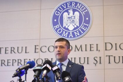 Ministrul Economiei avertizeaza Lukoil datoreaza bani