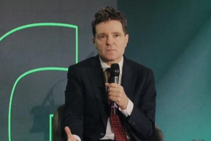 Nicusor Dan solicta sectorului privat legi pentru antreprenori