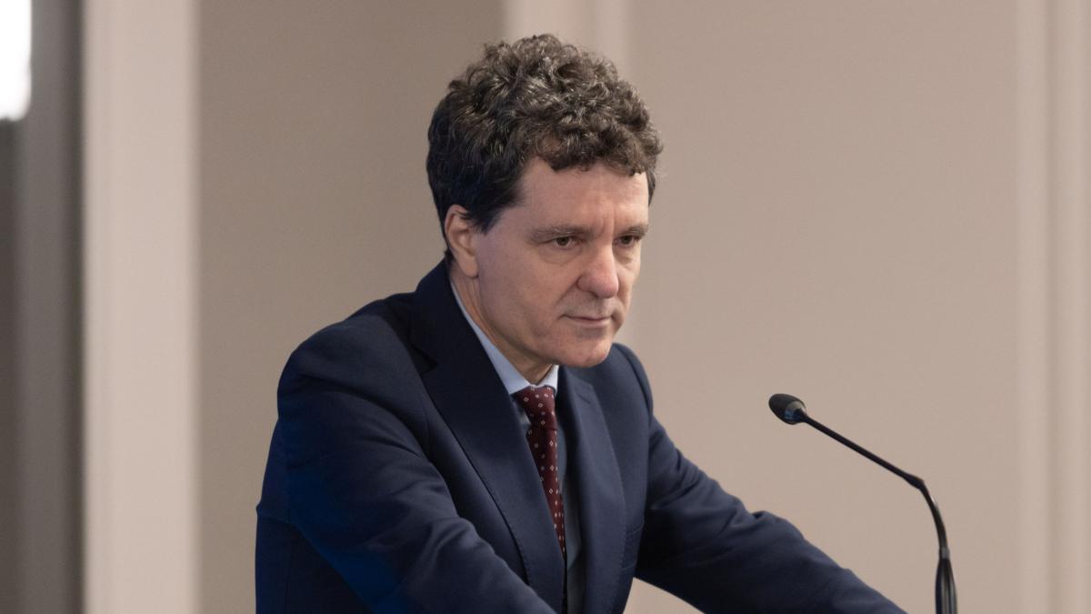 Nicustor Dan Reducerea cheltuielilor discutii complicate