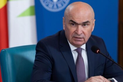 Reforma administratiei si raspunderea Guvernului