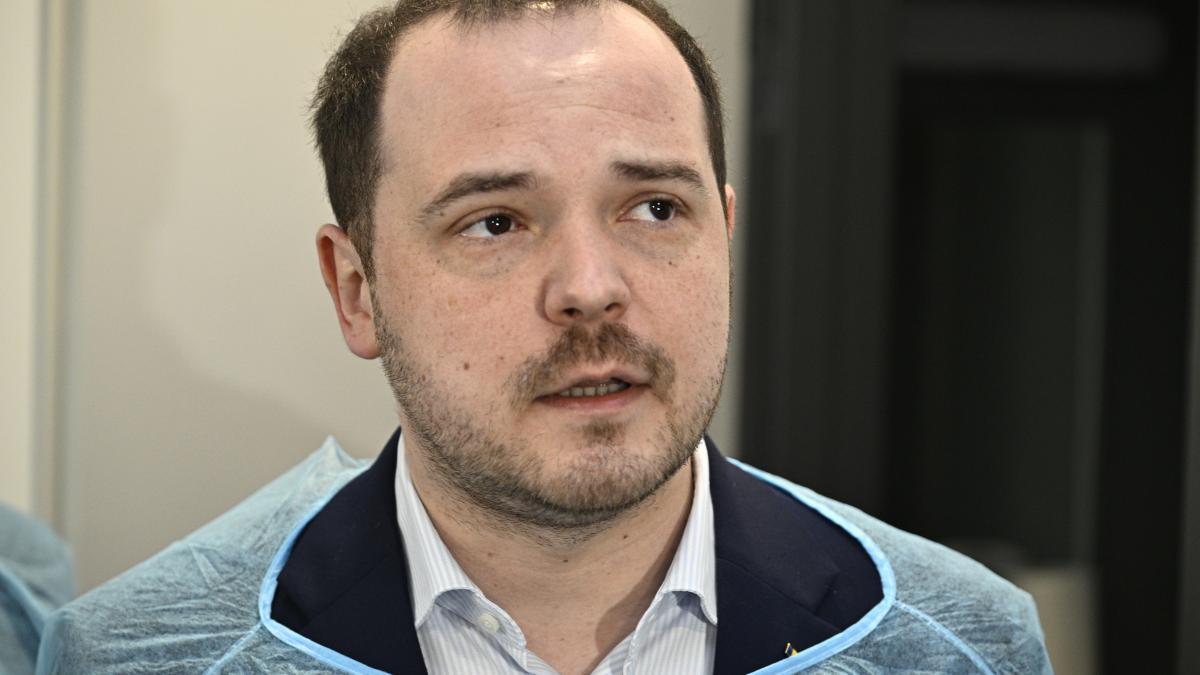 Rogobete Reactia la conferinta conspiratoinistilor