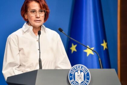 Scandalul CV ului ministrului Mosteanu Dogioiu a postat diploma