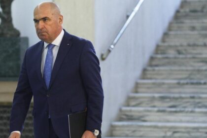 Surse Se discuta despre taieri salariale de 10 pentru bugetari