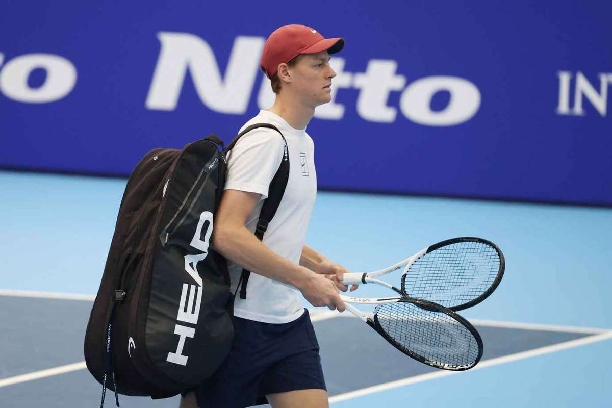 Tennis Tracker Sinner incepe la Turneul Campionilor