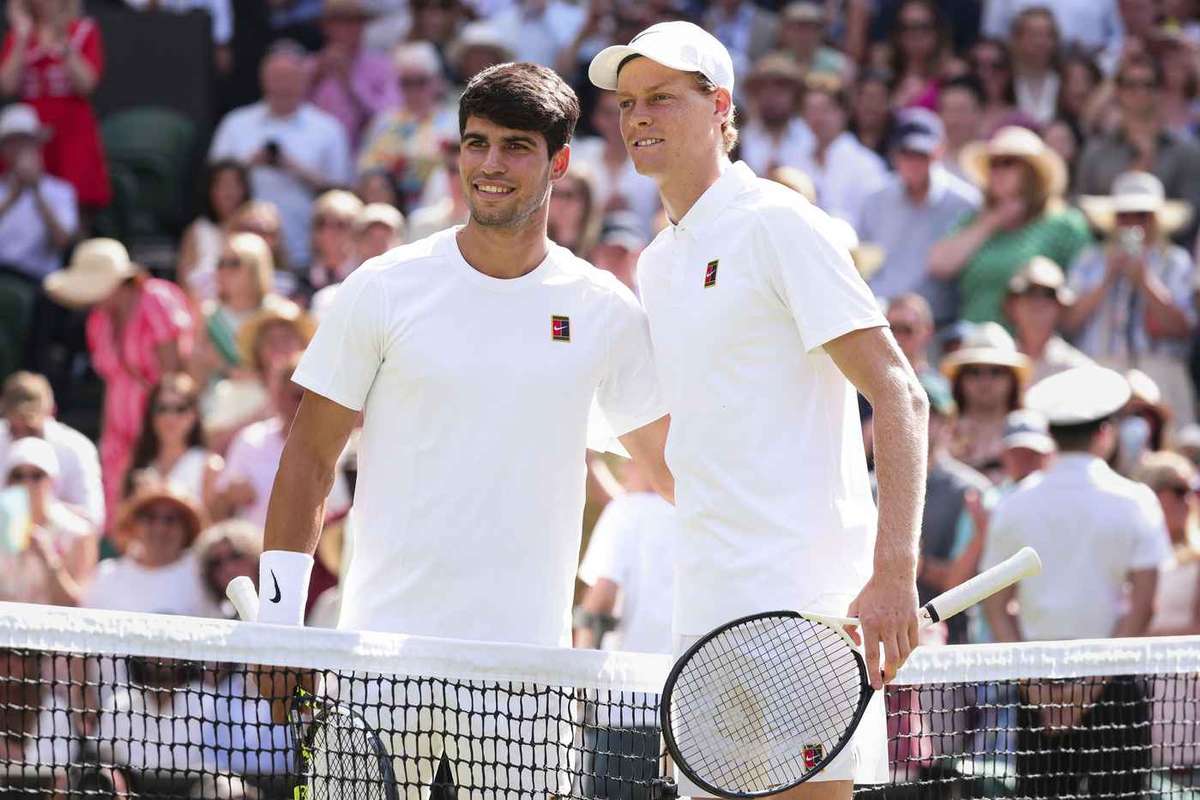 Tracker de Tenis Alcaraz si Sinner in Finala Turneului Campionilor