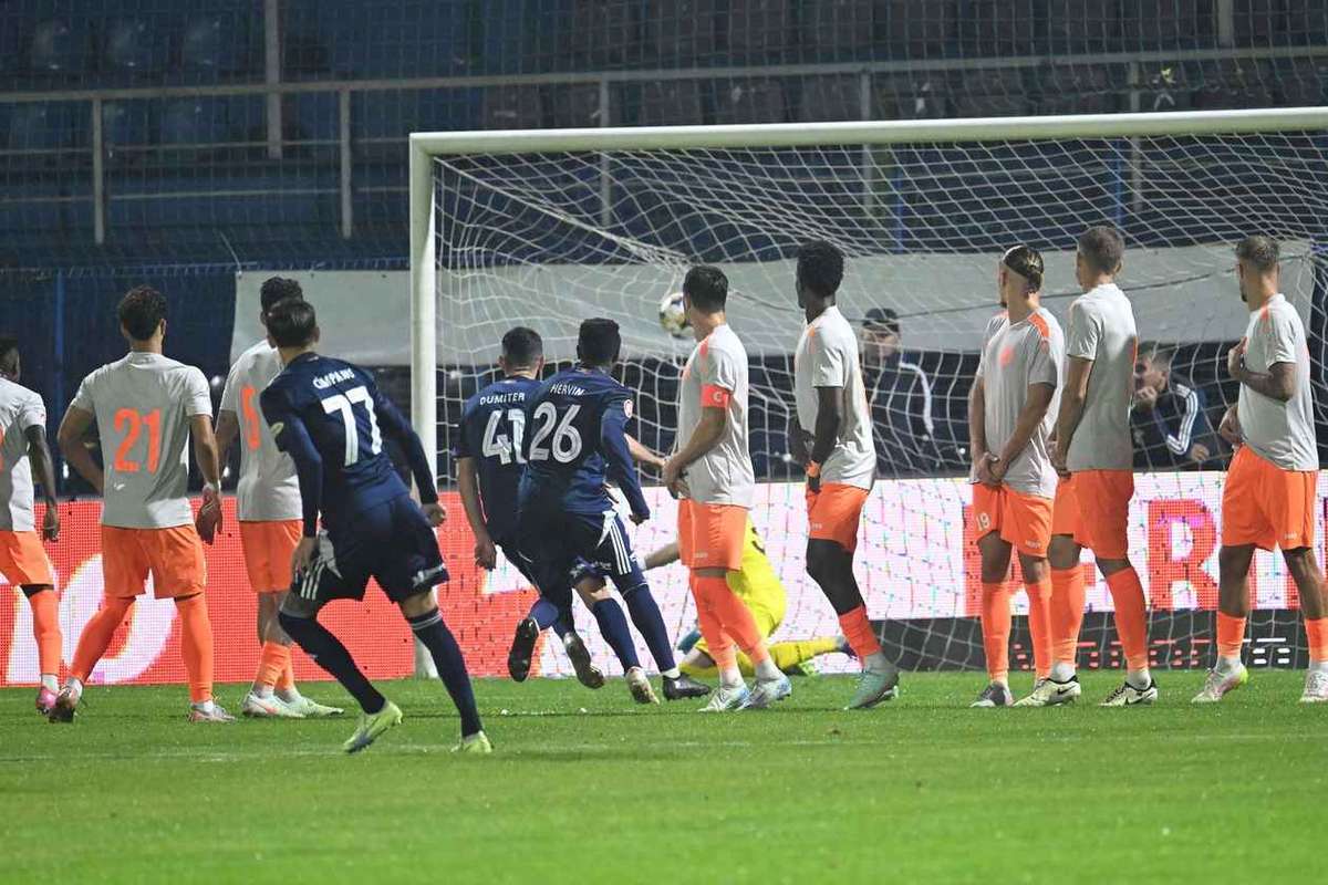Trei fotbalisti audiai de FRF pentru pariuri