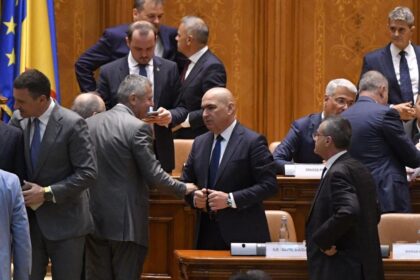 specialii de la anre asf si parlamentarii scutiti de interzicerea cumului pensie salariu florin manole sunt functii alese