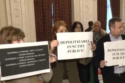 Angajatii Guvernului amenia cu blocarea sedinelor
