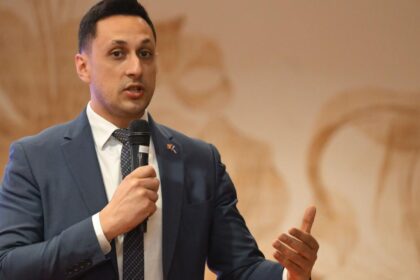 Culisele retragerii lui Vlad Gheorghe din alegeri