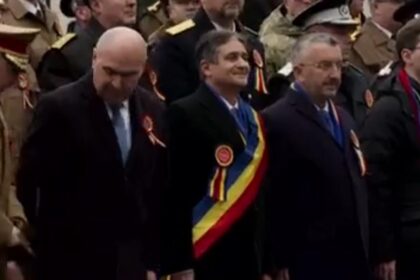 Scandal dupa huiduielile suveranistilor la imn in Alba Iulia