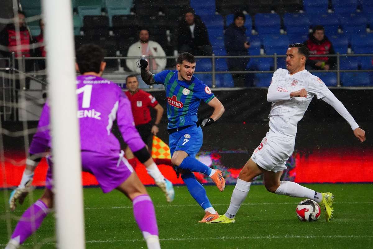 VIDEO Gol si pasa de gol pentru Mihaila